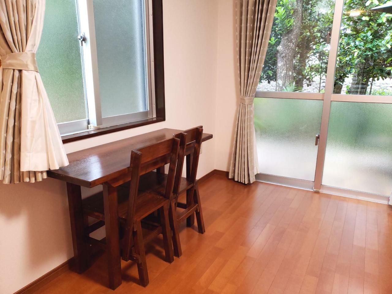 Kuganipi Beachside Inn Iriomote Urauchi 外观 照片